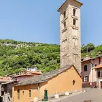 Casa Isolina-historic Stone House With Balcony Ferienhaus *